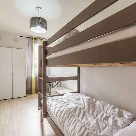 Recent Et Moderne. Morillon