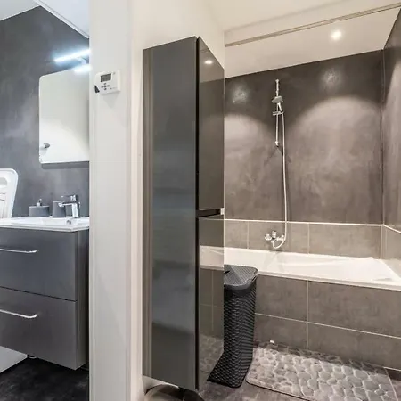 Recent Et Moderne. Appartement Morillon
