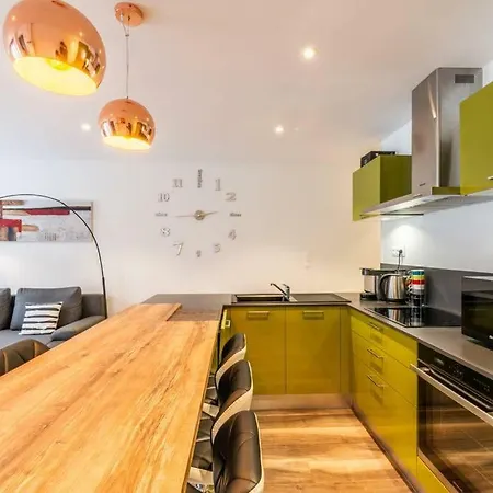 Appartement Recent Et Moderne.